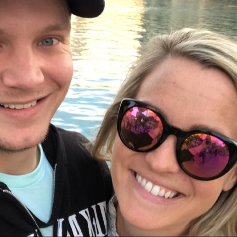 Meet your Posher, Caitlin